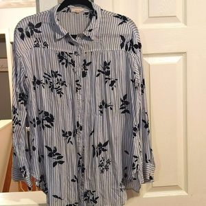 Maurices flowy blouse